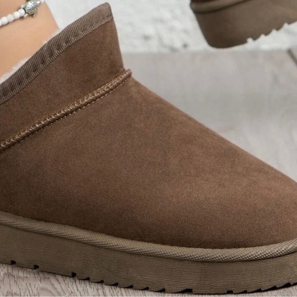 Brown Fur Lined Thermal Ankle Winter Boot - Picture 4 of 6